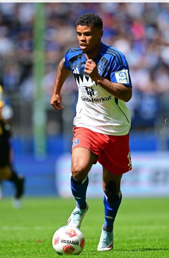 官方：科尼格斯多弗因健康問題轉(zhuǎn)會(huì)終止，將回漢堡訓(xùn)練。