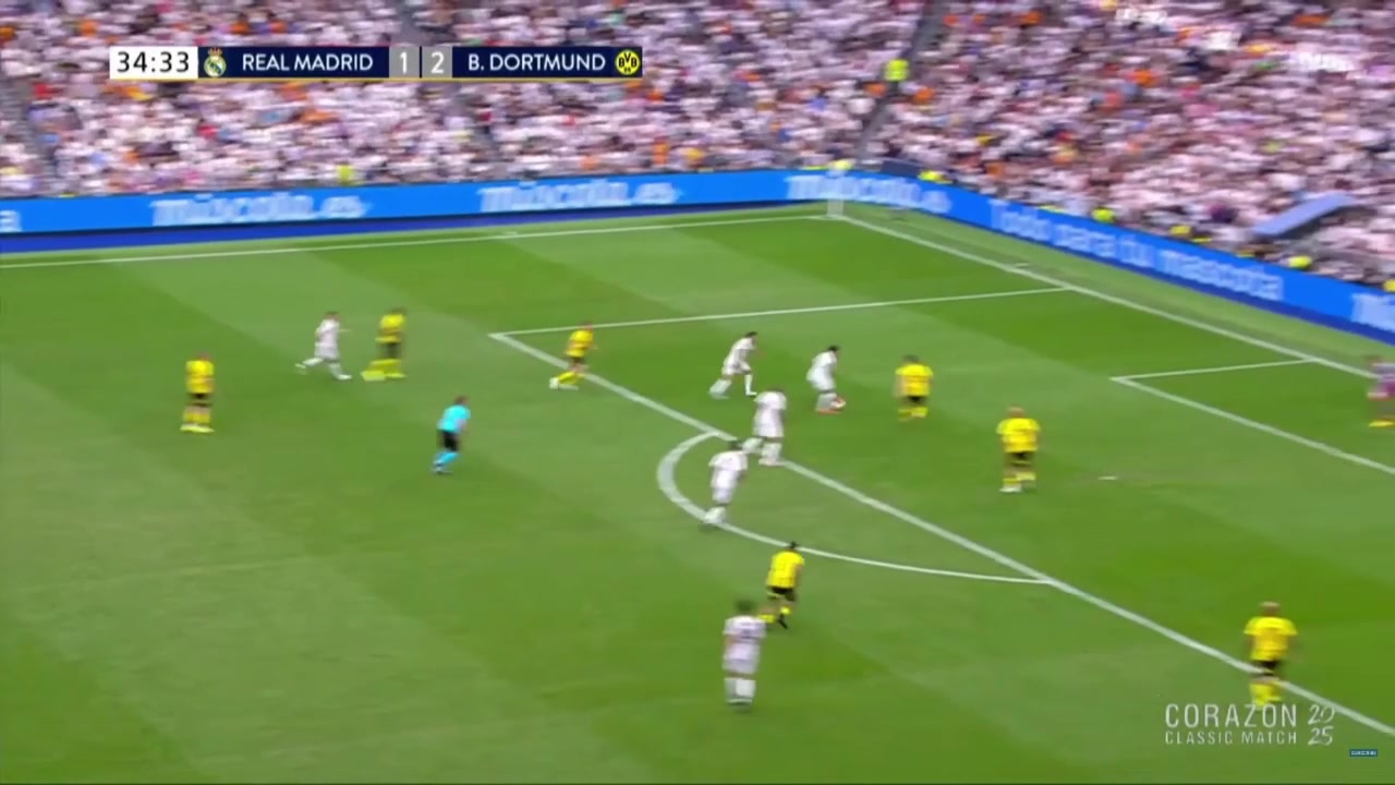 爺青回?慈善賽馬塞洛造點(diǎn)克羅斯點(diǎn)射破門