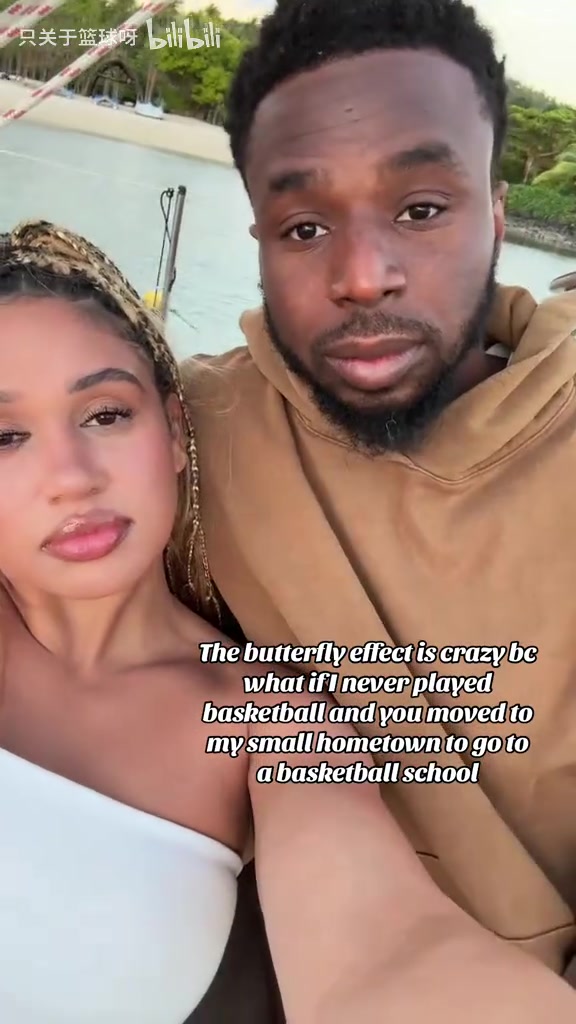 世事變遷于我無(wú)異維金斯和他老婆已經(jīng)開(kāi)始了愉快的假期