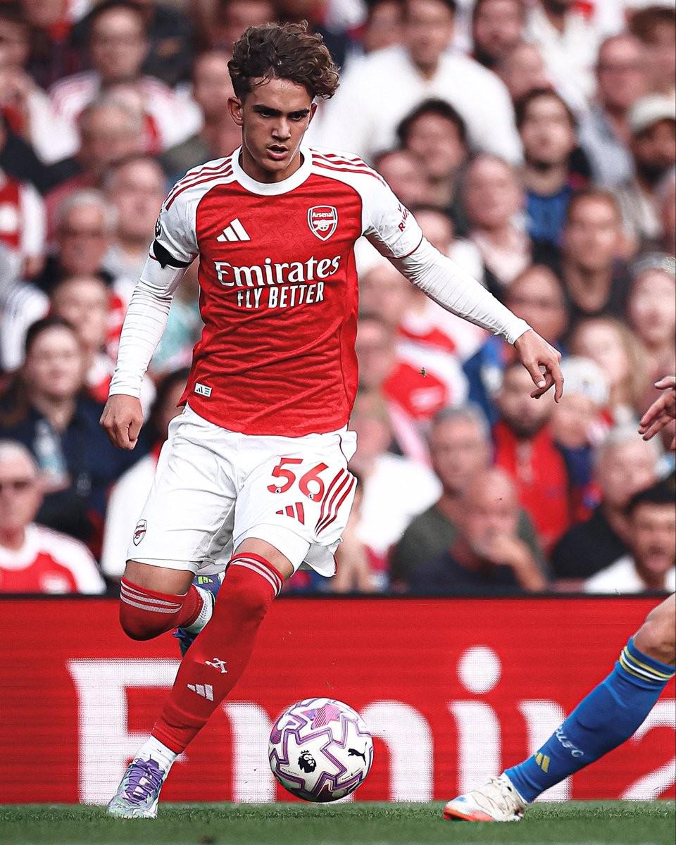 1755987304851_09d2a49bbef5751c99377af6e18cd503.jpeg?imgW=960&imgH=1200