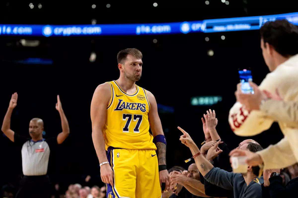 霍華德：我選東契奇當(dāng)本賽季MVP 或者文班當(dāng)最年輕MVP