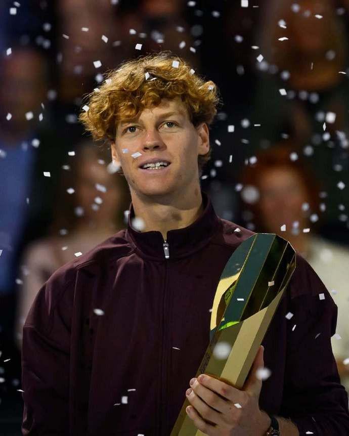 辛納奪冠后正式宣布戀情 他的女友哈薩諾維奇是一位丹麥模特