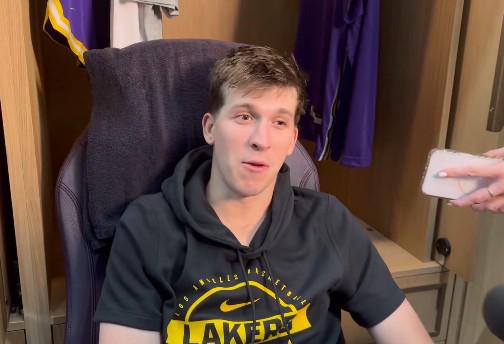 第一個獲得空中接力助攻的父子球員？里維斯：太酷了 我立刻告訴詹姆斯