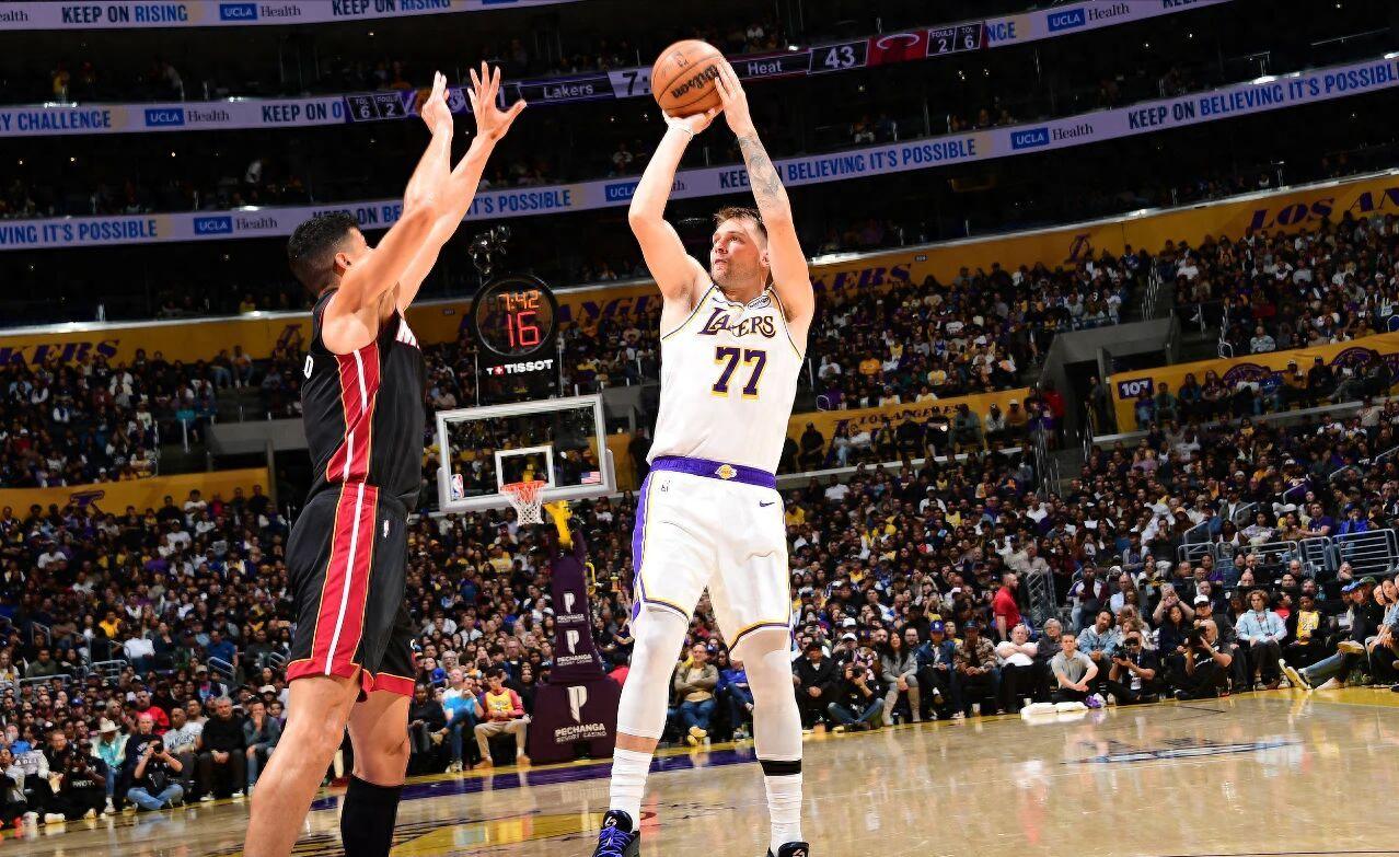 3連勝 沖上西部第三！湖人隊解鎖第三道防守大門 董占奪冠希望大增