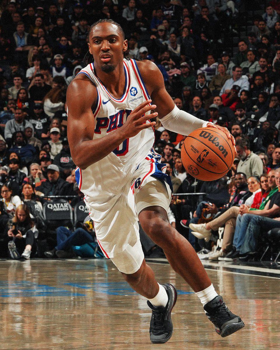 繼東契奇和哈登之后 馬克西成為第五位新賽季開局連續(xù)6場得到25分和5次助攻的球員