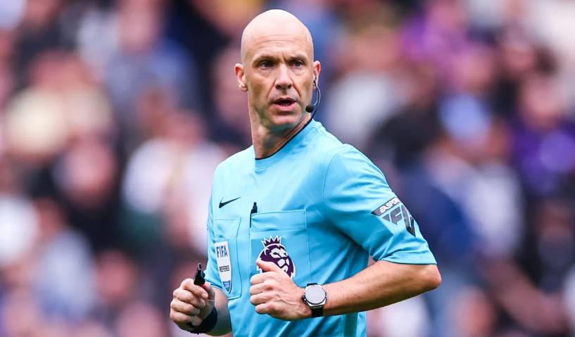 官方：英格蘭著名哨手安東尼·泰勒將在歐冠第四輪布魯日對陣巴塞羅那的比賽中執(zhí)法