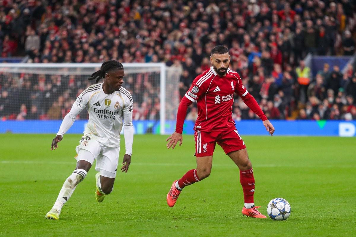 稱(chēng)號(hào)：自2020年以來(lái) 薩拉赫曾3次在歐冠單場(chǎng)比賽中過(guò)人過(guò)人5次以上 全部都是對(duì)陣皇馬雙雄